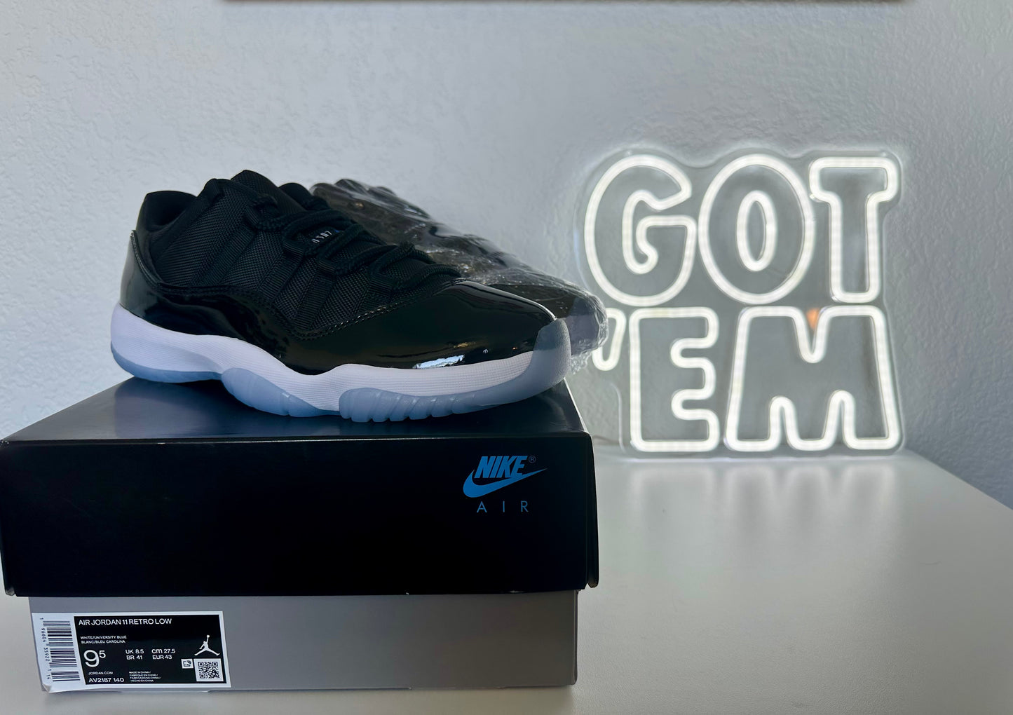 Air Jordan Retro 11 Low ‘Space Jam’